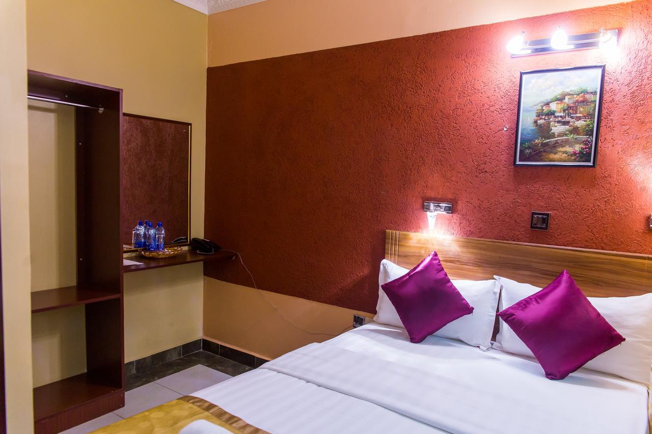 Enkare Hotel Найроби Экстерьер фото