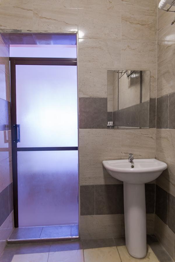 Enkare Hotel Найроби Экстерьер фото